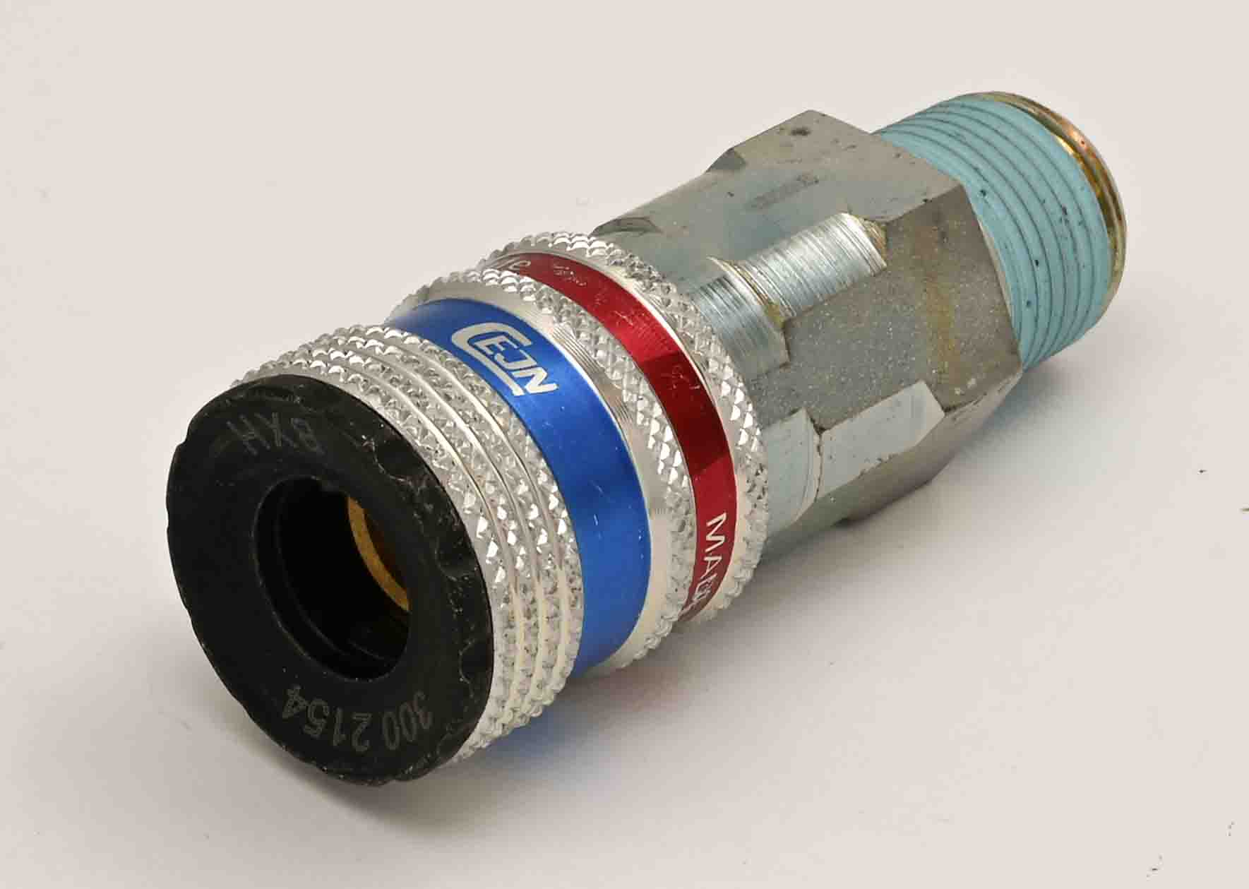 Bild zum Artikel eSafe Serie 300 AG, BSPT konisch
